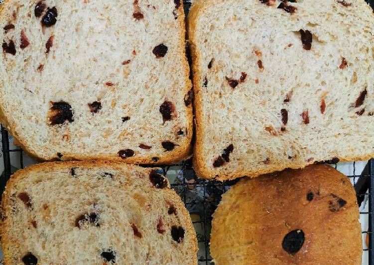Steps to Cook Appetizing Cranberries Wholemeal Loaf!