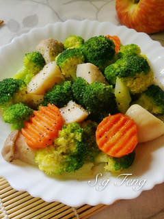 涼拌杏鮑菇花椰菜 的食譜成品照片