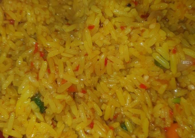 Curry jollof rice