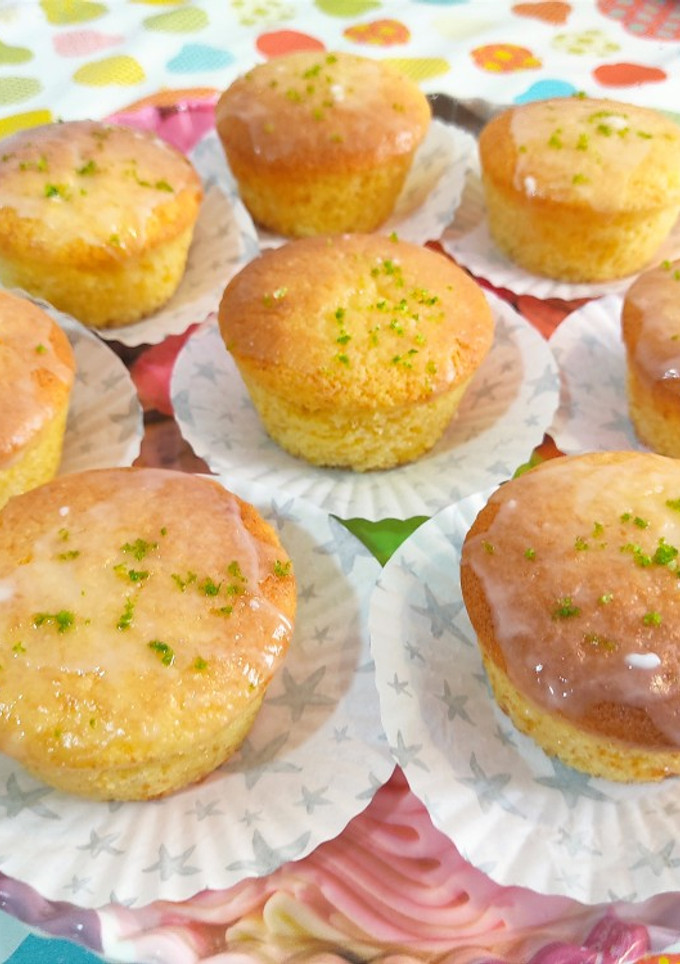 Una foto de Muffins de limón