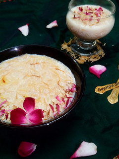 सेवई की खीर (sewai ki kheer recipe in Hindi) रेसिपी मुख्य फोटो