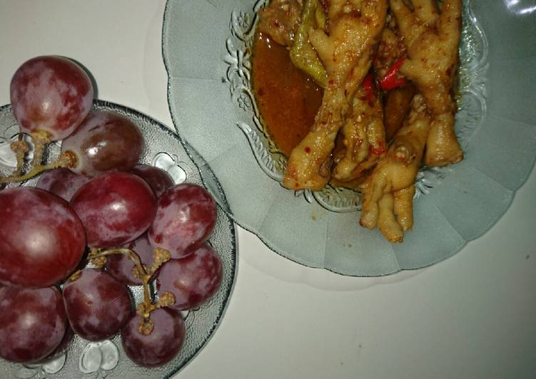 Ceker pedas mercon sederhana