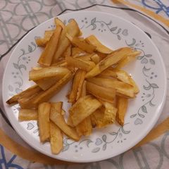 A picture of Raw banana French fries.
