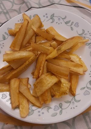 A picture of Raw banana French fries.