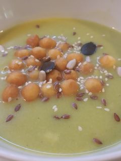 Zöldborsó krémleves recept fotója