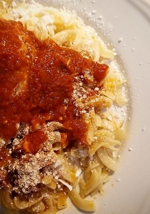 Φωτογραφία της συνταγής Κοκκινιστό κοτόπουλο με χωριάτικες χυλοπίτες
