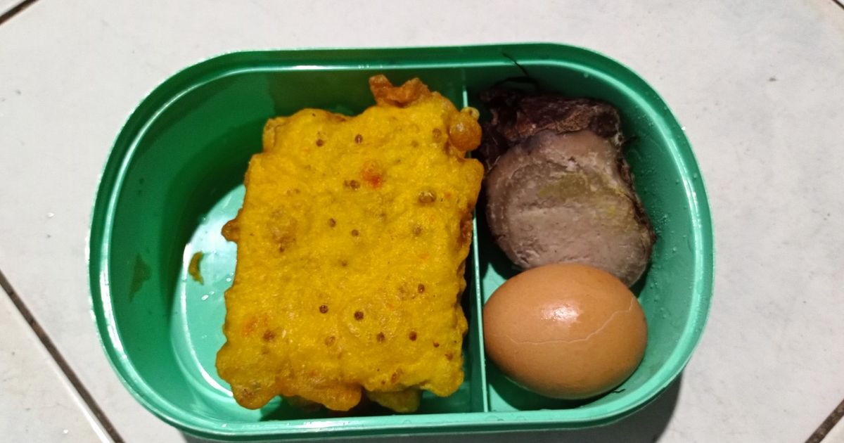 Bekal Sat set Tempe goreng + talas + telur rebus