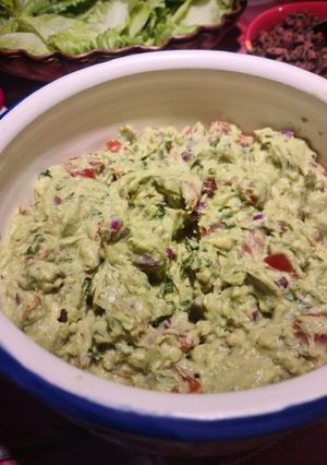 A picture of Guacamole.