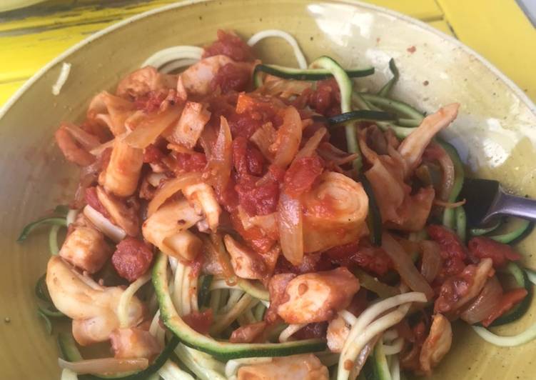 Pasta frutti di mare con calabacín