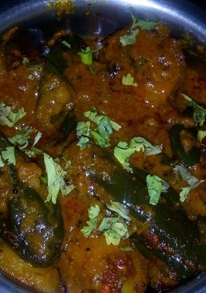 A picture of Stuffed brinjal potato.