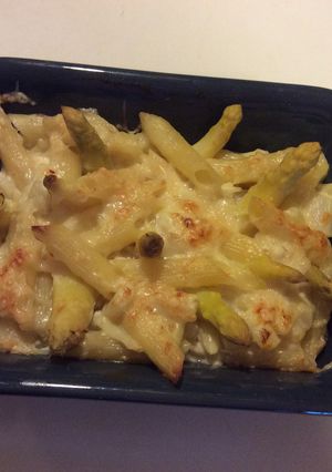 Une photo de Gratin de pâtes à la crème et aux asperges