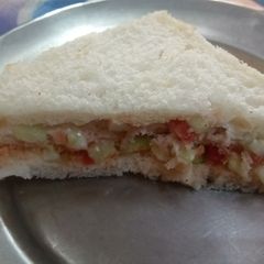 A picture of Veg sandwich.