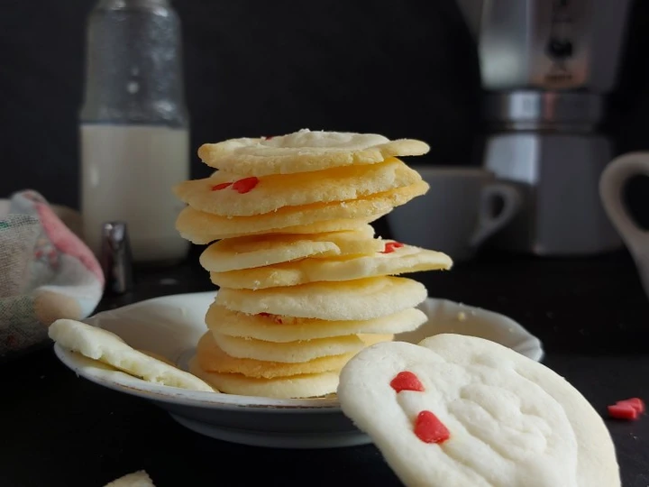 Cara Mudah Menyiapkan Resep Semprit Susu Krispi yang Lezat Sekali Anti Ribet, Uenak Banget