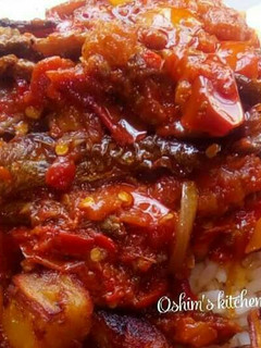 A picture of Bellpeppered sauce with Dry Fish.