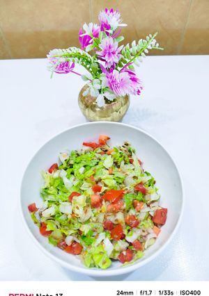 صورة لوصفة سلاطة خس بذور الكتان🥬