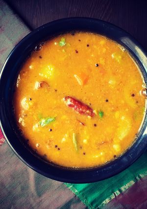 A picture of Sambar.