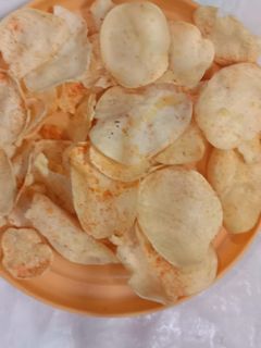 आलू के चिप्स (aloo ke chips recipe in Hindi) रेसिपी मुख्य फोटो