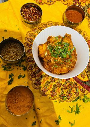 A picture of Chicken Tikka Masala.