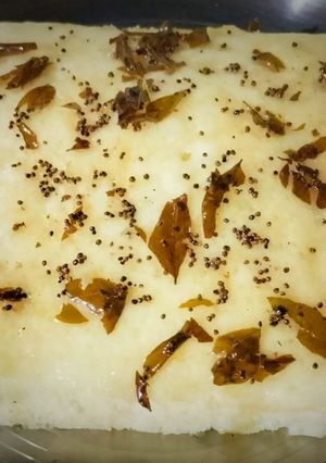 A picture of Suji Dhokla.