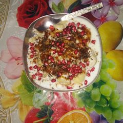 A picture of Dahi vade.