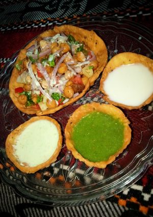 A picture of Katori Chana Chaat 🍲🥗😋👌.