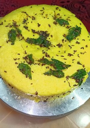 इंस्टेंट ढोकला (Instant Dhokla Recipe in Hindi) रेसिपी मुख्य फोटो