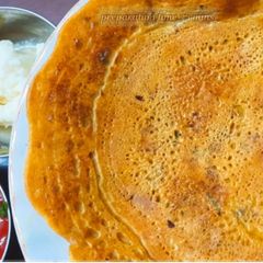 A picture of Vegetable besan chilla.
