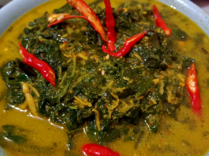 Langkah Mudah untuk Membuat Gulai DAUN SINGKONG yang Lezat Sekali