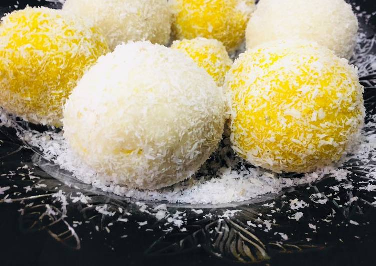 Coconut ladoo