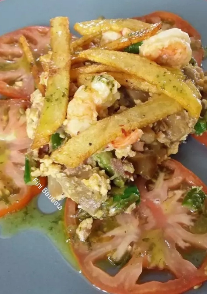 Una foto de Revuelto de setas y gambas