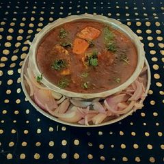 A picture of Paneer curry.