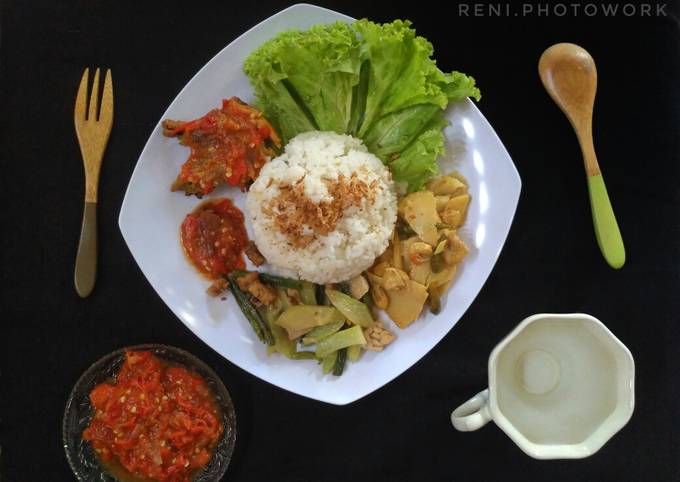 Resep Ayam Geprek Setan Oleh Mildarenikitchen Cookpad