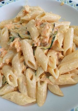A picture of Mezze Penne with Smoked Salmon, Zucchini, and Cream Cheese.
