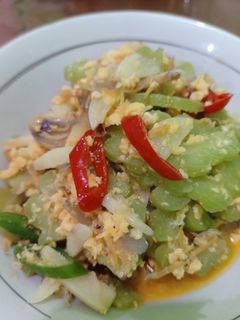 Foto resep Tumis Pare Telur Teri