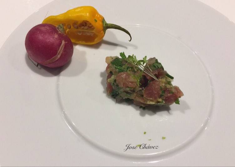Tartar de Atún rojo, aguacate y chile chipotle
