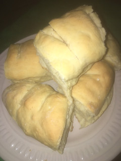 Una foto de Pan súper fácil y rico para el mate!