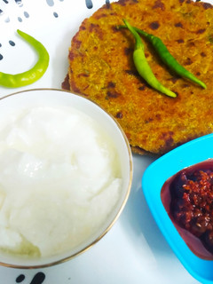 દૂધી બાજરી ના થેપલા(dudhi bajri thepla recipe in Gujarati) રેસીપી મુખ્ય ફોટો