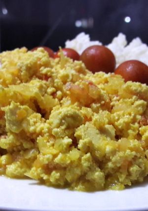 Una foto de Tofu estilo "huevos pericos"