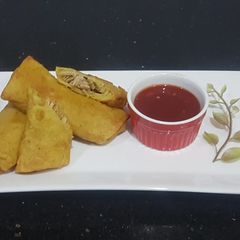 A picture of Chinese roll.