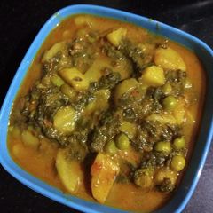 A picture of Spinach potato Mix veg.