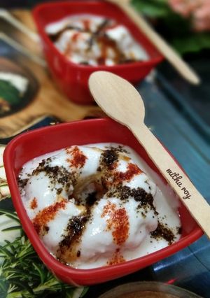 लखनवी दही बड़े (lucknowi dahi bade recipe in hindi) रेसिपी मुख्य फोटो