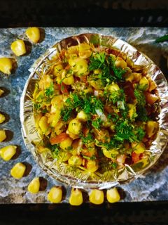 कॉर्न चाट (corn chaat recipe in marathi) रेसिपी चे मुख्य फोटो