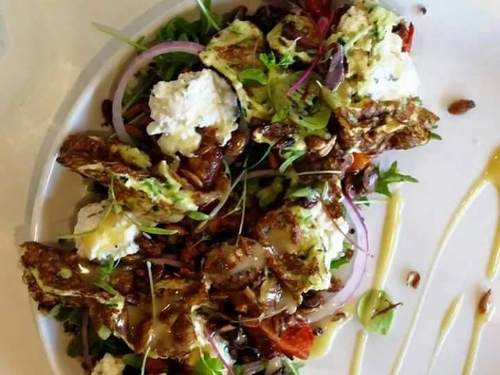 Easy Steps to Make Recipes Halloumi Courgette Salad the Delicious Delicious.