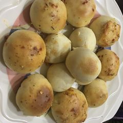 A picture of Pizza Bomb.