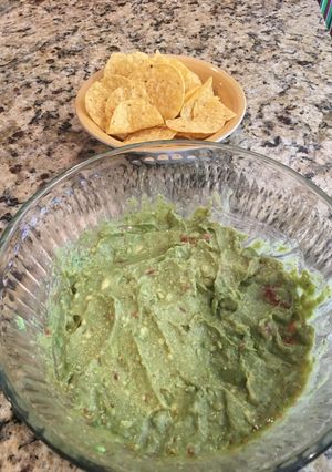 A picture of Guacamole Dip.