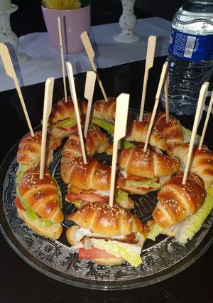 صورة لوصفة كرواسون مالحين محشيين🥐