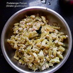 A picture of Podalangai Poriyal (snake gourd curry).