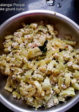 A picture of Podalangai Poriyal (snake gourd curry).