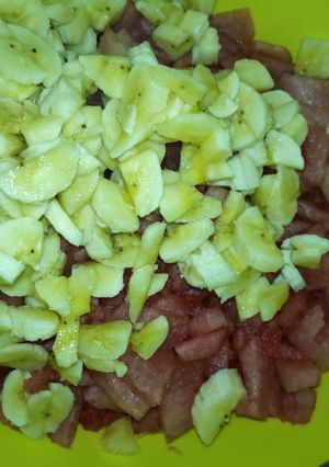 A picture of Fruit salad.