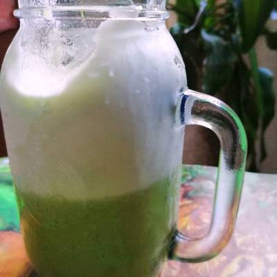 Agua de piña y alfalfa ?? Receta de Bibi García - Cookpad